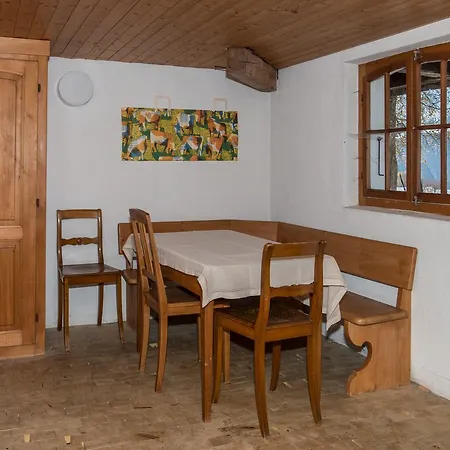 Chalet Beautiful Swiss Chalet Krattigen