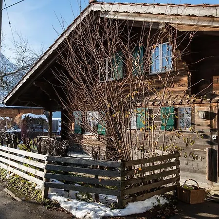 Chalet Beautiful Swiss Chalet Krattigen